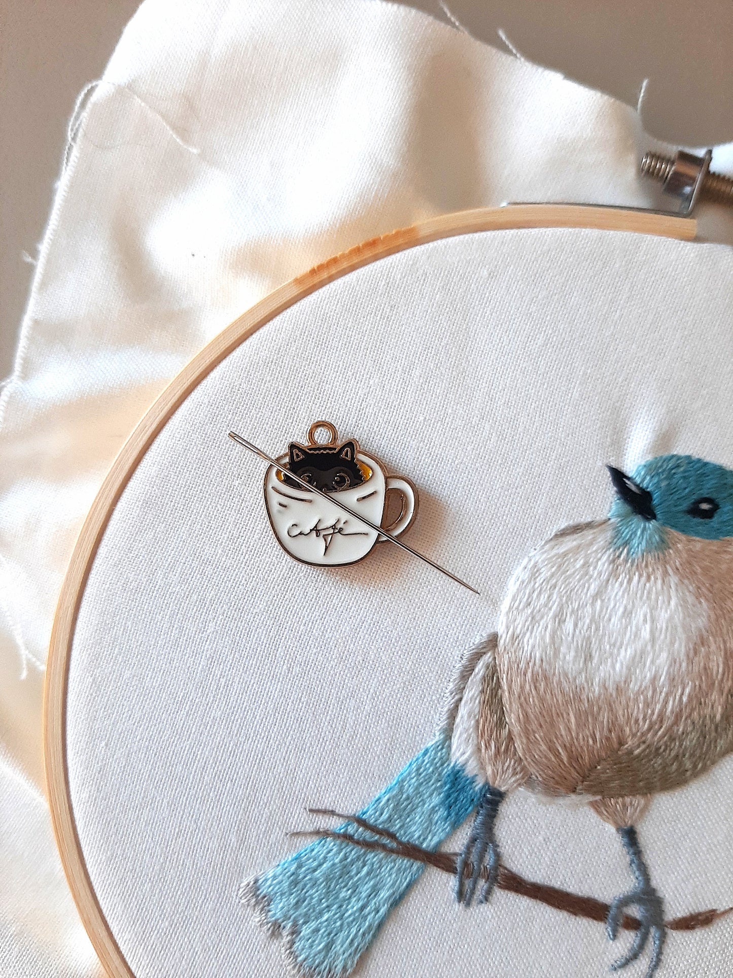 Magnetic Needle Minder - Kat